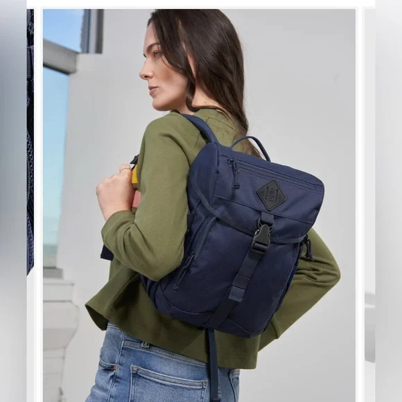 United By Blue (R)evolution™ 9L Sidekick Backpack - Picture 2 of 6